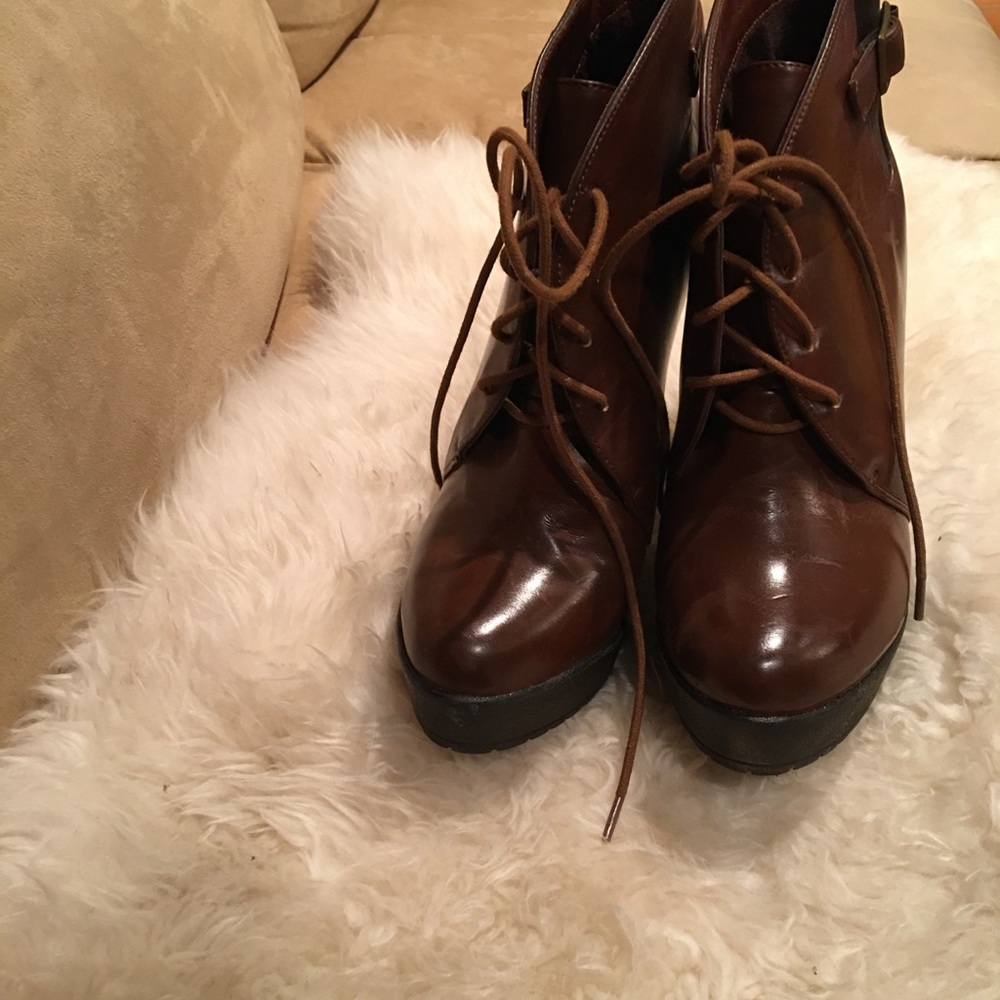 Platform Boots - Picture 4 of 4